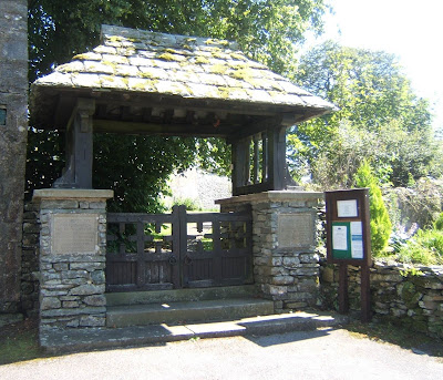 slightly less ambitious affair is this memorial gate at New Hutton a